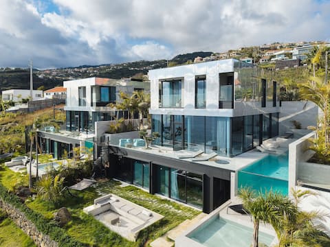 Saudade: Futuristic Ultra Luxury Ocean Zen Retreat