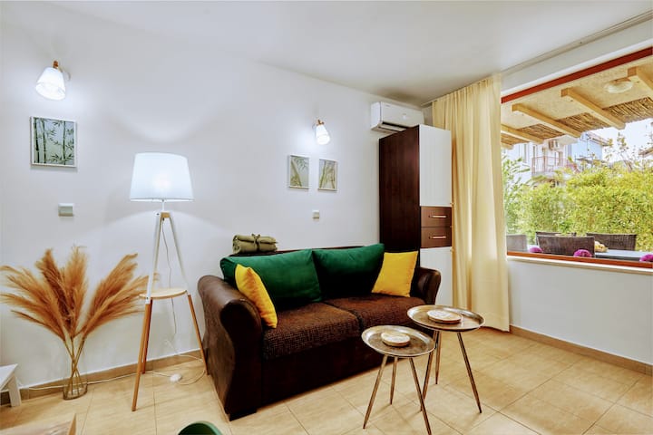 Sea Garden-ground Floor-pool-5 Min From Beach - Sveti Vlas