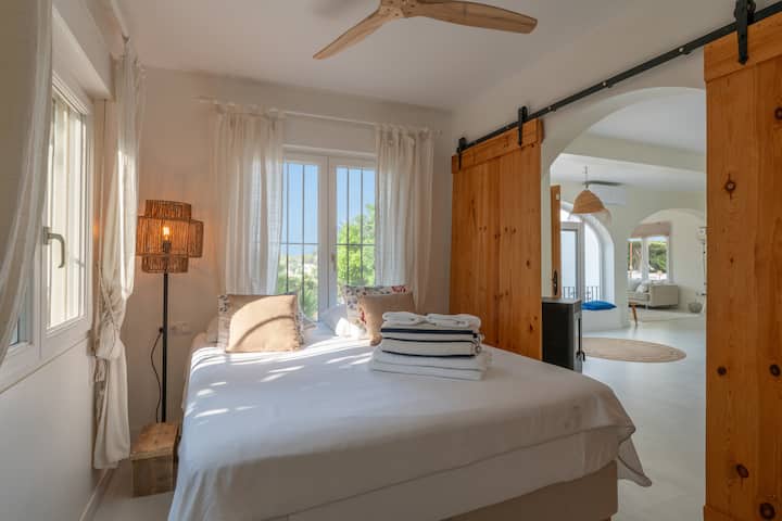 საძინებელი 1