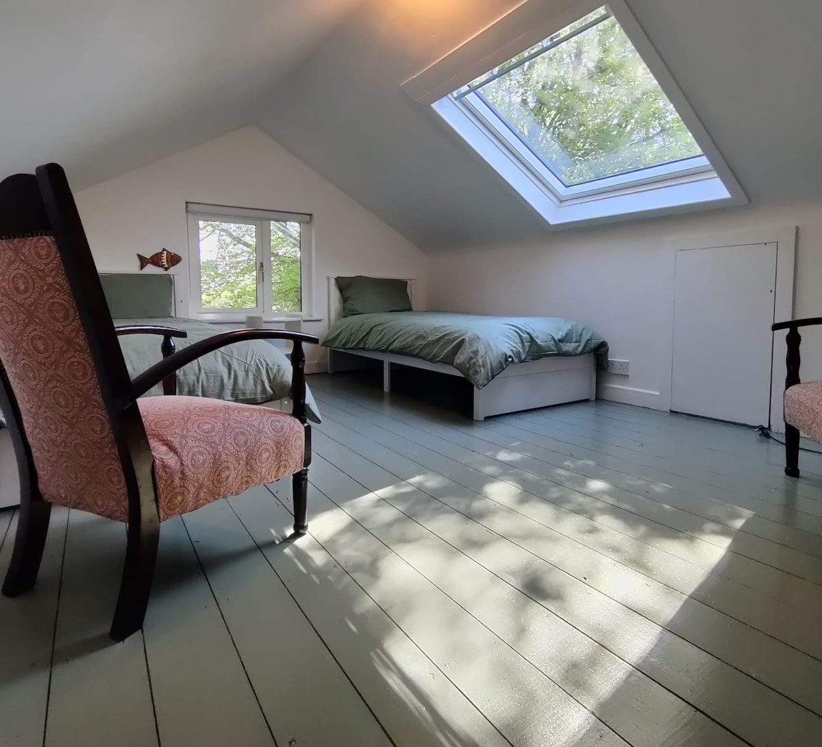 Welcome to the loft. The cosy 2-bed room with a gorgeous view out to the fields and up to the night’s sky. Keep an eye out for shooting stars! 