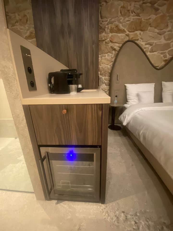 Double Room 1 With Private Bathroom - Nice