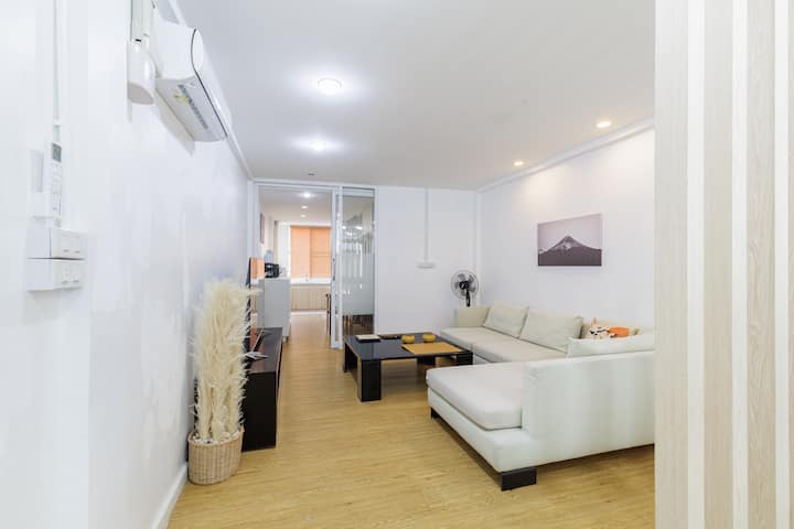 4br House W/ Pool & Pool Table | Prime Sukhumvit - Bangkok