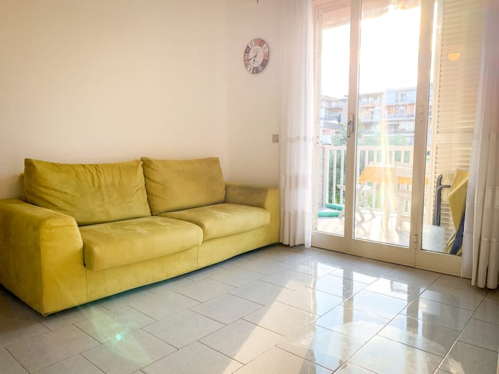 Peony House Just 40 Meters From The Sea - Santa Teresa di Riva