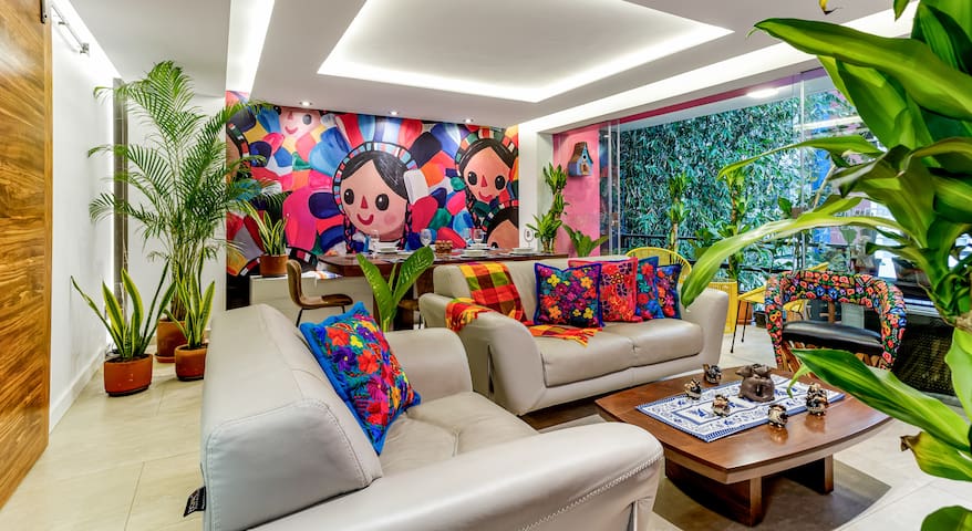 La Vida Condesa at Amsterdam Street 4BR/AC/ 8 PAX