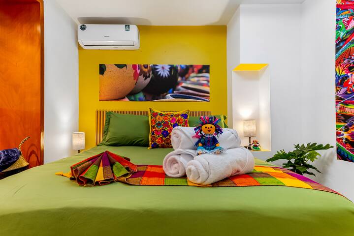 La Vida Condesa at Amsterdam Street 4BR/AC/ 8 PAX gallery image 5