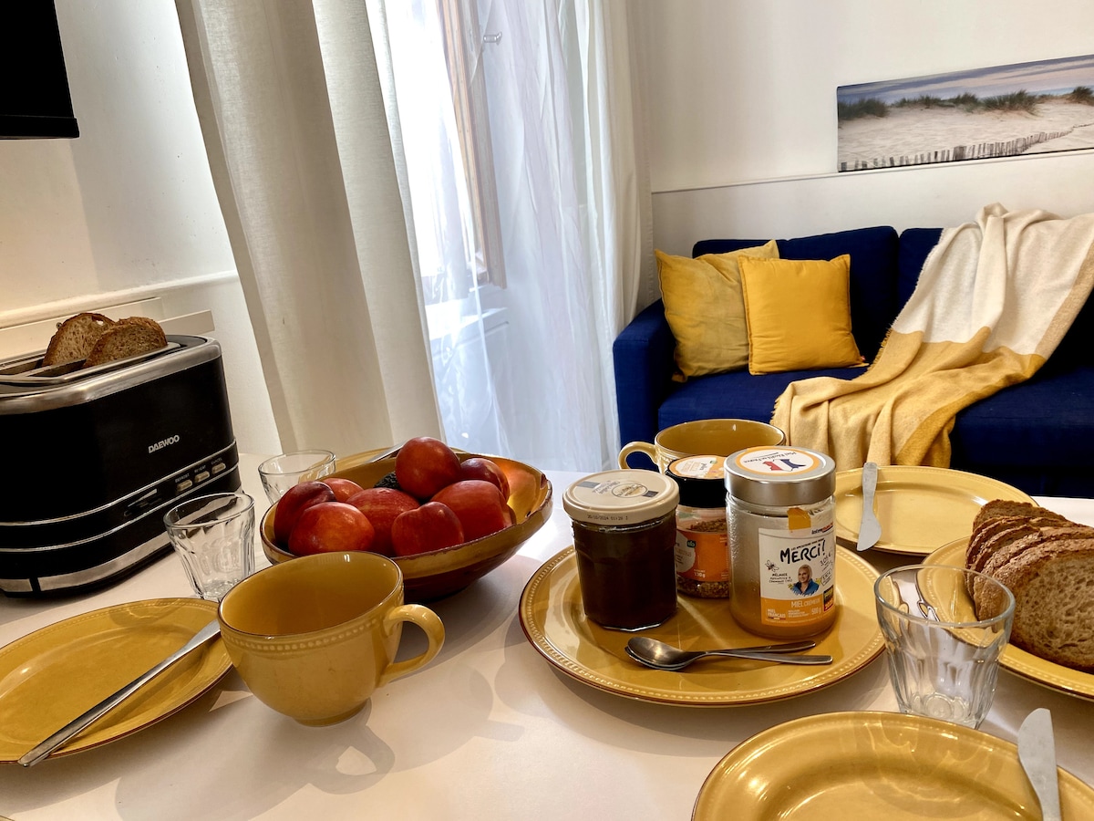 tavolinë për 4 persona