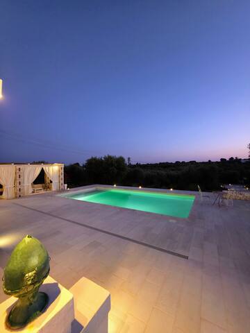 Panoramic Villa Bianca con piscina privata Ostuni gallery image 2