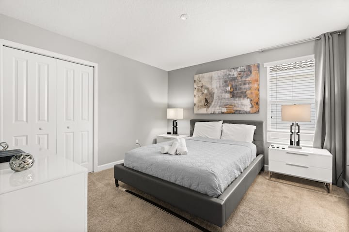 Retiro en el dormitorio: ¡el diseño elegante y la ropa de cama lujosa crean la escapada perfecta después de días llenos de diversión!