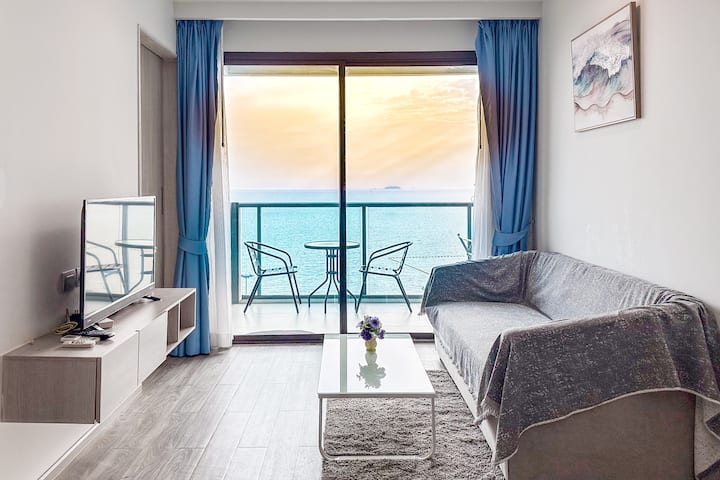 Charming 1br Front Sea View At Jomtien Beachfront - Pattaya City