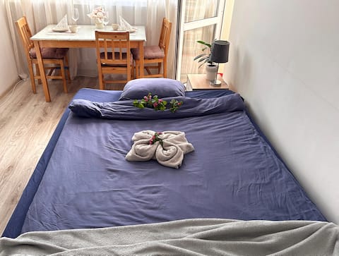 Popular Airbnb listing: Cozy apartment with a loggia in Huby