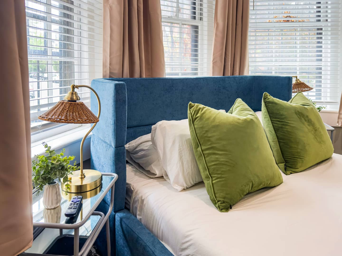 Boston, MA Vacation Rentals and Airbnb | cozycozy