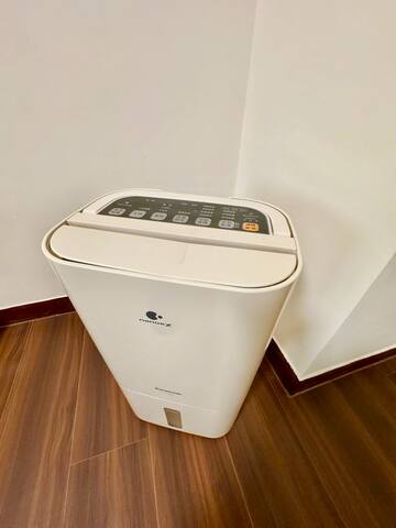 Prime City Center, Quiet Comfort by MRT & SOGO gallery image 5