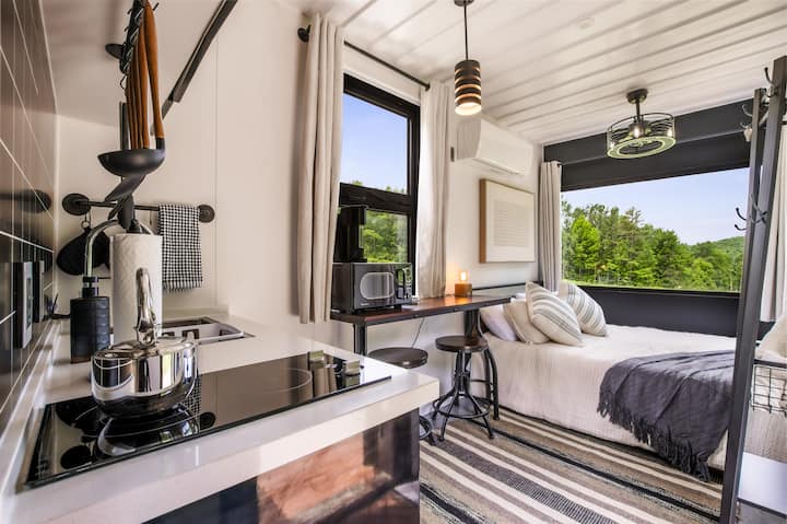 Studio Container Home | Mtn Views + Fire Pit - New Hampshire