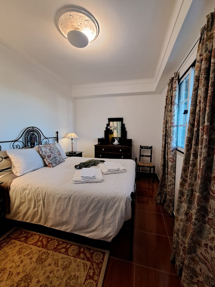 غرفة النوم 2