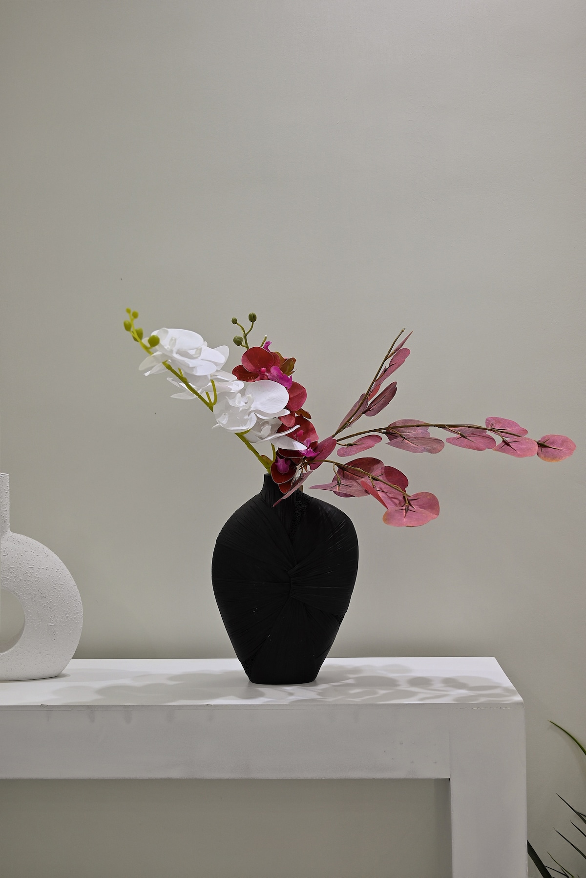 Апартамент с всекидневна за наем [Al Murooj]