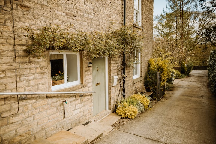 Torr Top Place - Peak District Apartment(sleeps 5) - Glossop