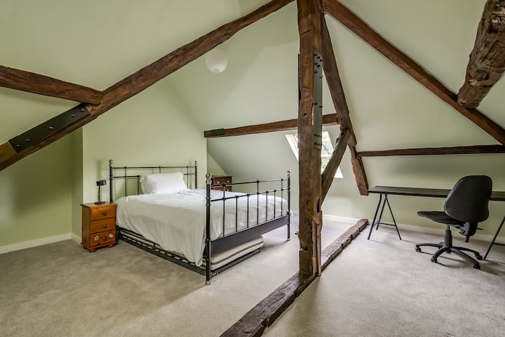 Bedroom 6