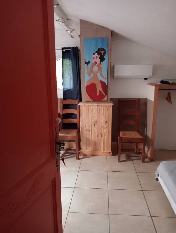 Grande Chambre à Bonne Capacité (5) - Saint-Florent