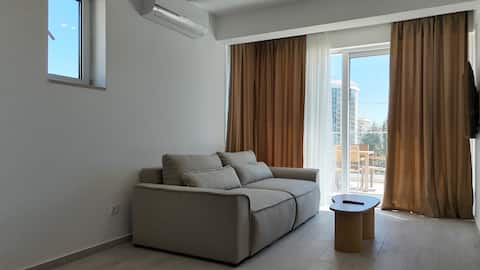 Successful Airbnb property: Alpesa Two Bedroom Apartment in Budva