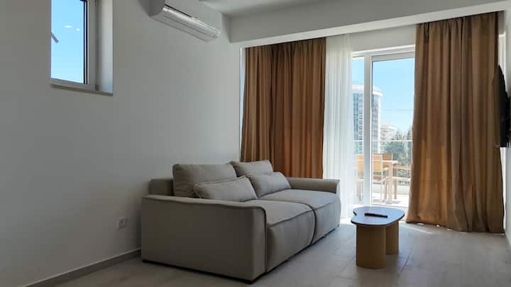 Alpesa Two Bedroom Apartment - Budva