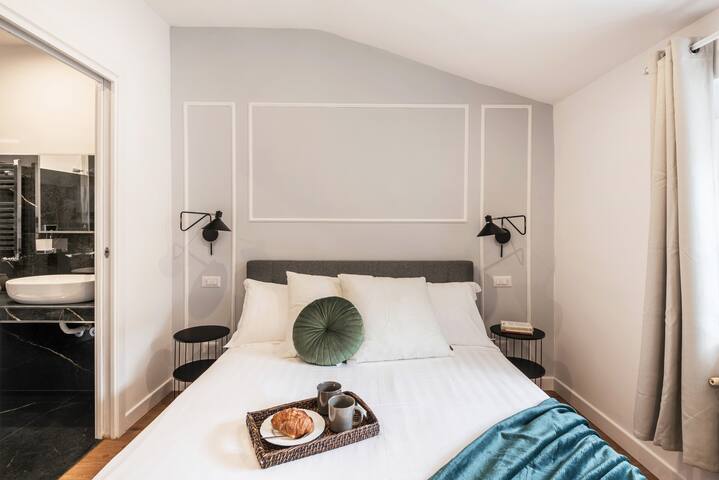 The Best Rent – Chic multiroom flat near Termini gallery image 4