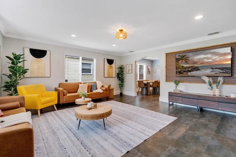 Successful Airbnb property: Fire Pit | PetsOK | Game Room | Self CheckIn | BBQ in Wadeview Park