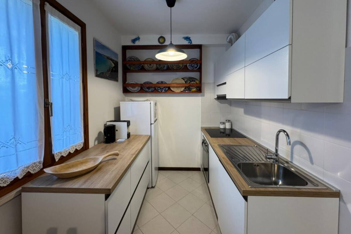 [4 minuti dalla Pelosa] Confortevole Appartamento foto 6