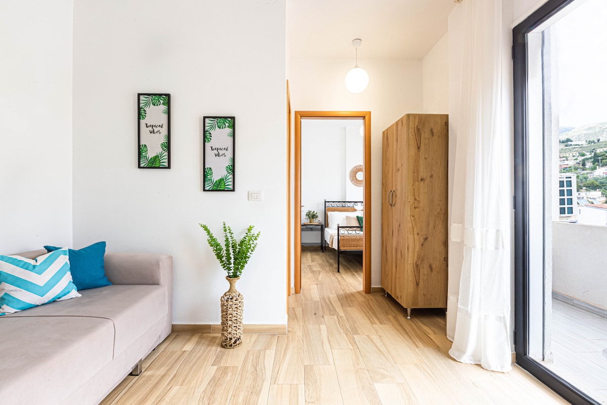 Shiny 4 - Central Ap - Flats for Rent in Himarë, Vlorë County, Albania ...