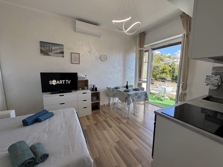 Albissola Vista Mare - Savona