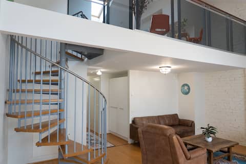 Top performing Airbnb: Stunning space in central location! in Kallio