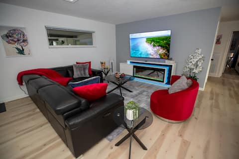 Top performing Airbnb: Lake Eola Retreat • Private Hot Tub & Yard in Lake Eola Heights