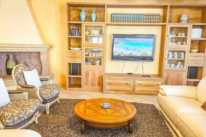 Villa Smeralda – 3-person Jacuzzi - Arzachena