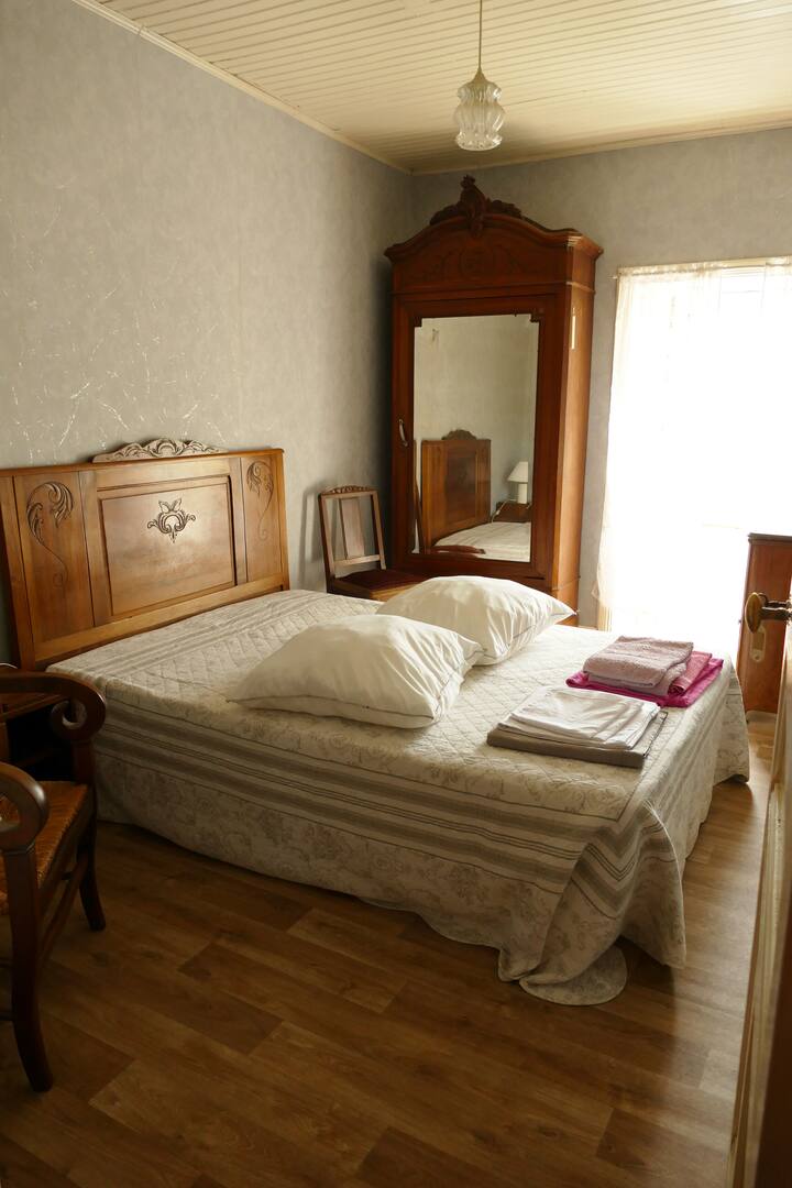 Spavaća soba 1