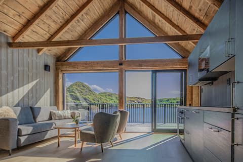 Skårvågen Oceanfront Lodge