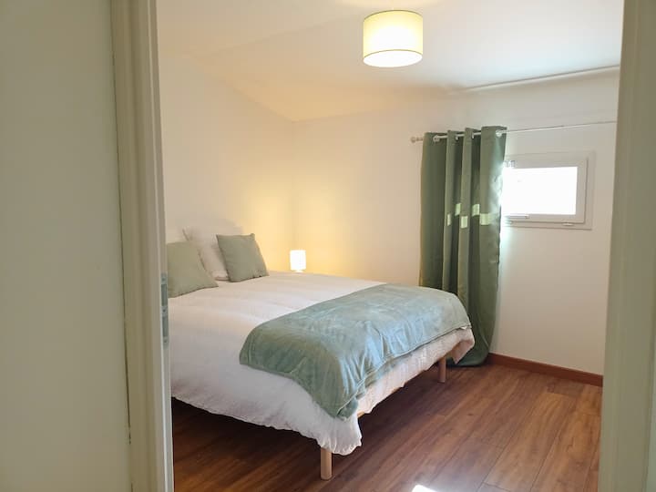 საძინებელი 1