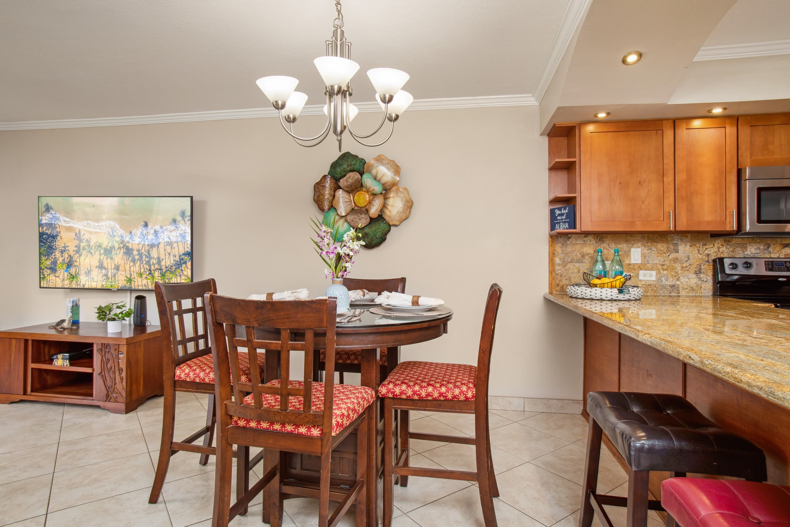 Condo in Kihei · ★5.0 · 1 bedroom · 2 beds · 2 baths - Image 15