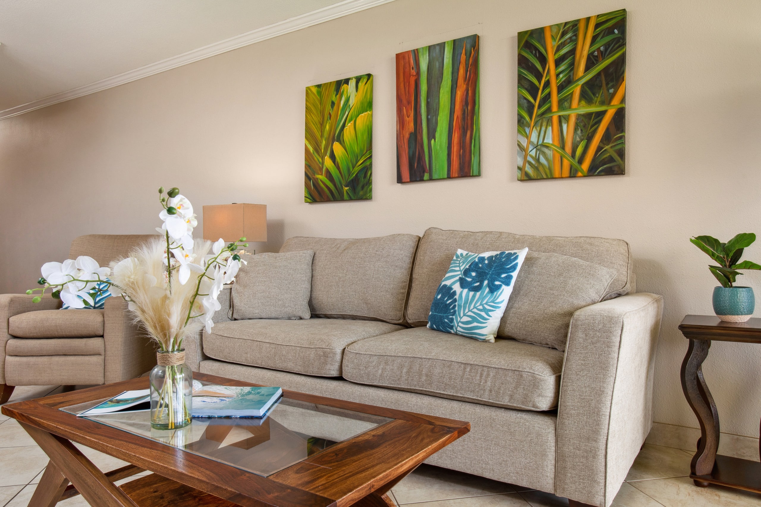 Condo in Kihei · ★5.0 · 1 bedroom · 2 beds · 2 baths - Image 4