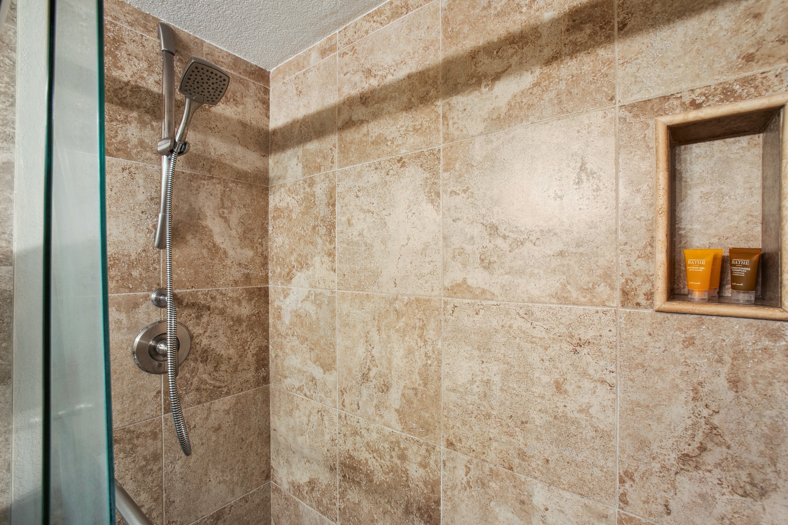 Condo in Kihei · ★5.0 · 1 bedroom · 2 beds · 2 baths - Image 24
