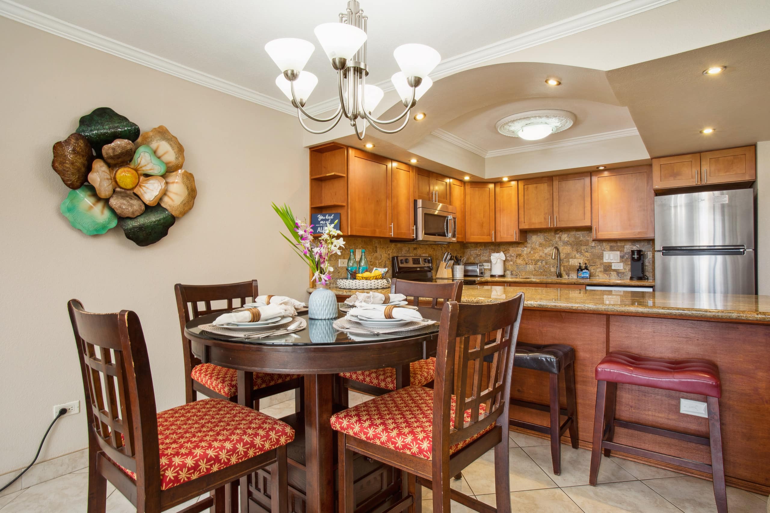 Condo in Kihei · ★5.0 · 1 bedroom · 2 beds · 2 baths - Image 13