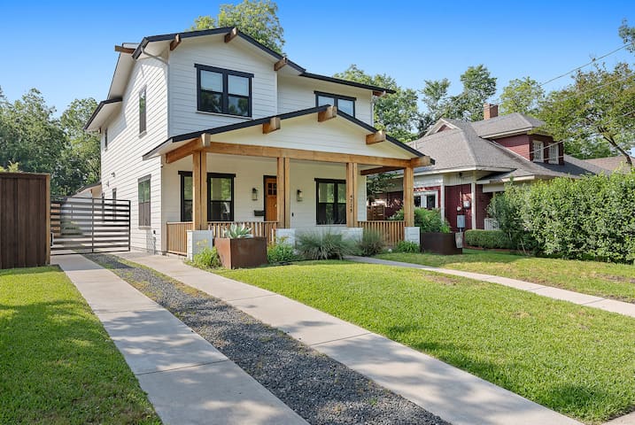 Dream Home Not Townhome | Walk to the Park no 4728