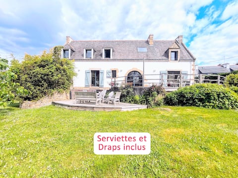 Close to beaches - Garden - Family home - 14 people