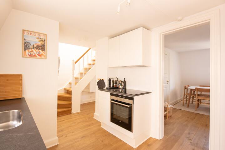 Charming 2BR w/Huge Private Terrace gallery image 3