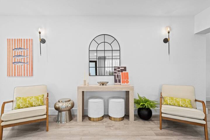 Waterfront Villa | Pool, Bikes, Kayaks | Sleeps 14 gallery image 5