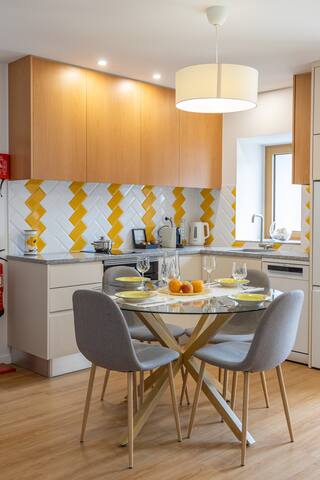 Villa Aqua Madalena | Pool, Beach & Close to Porto gallery image 5