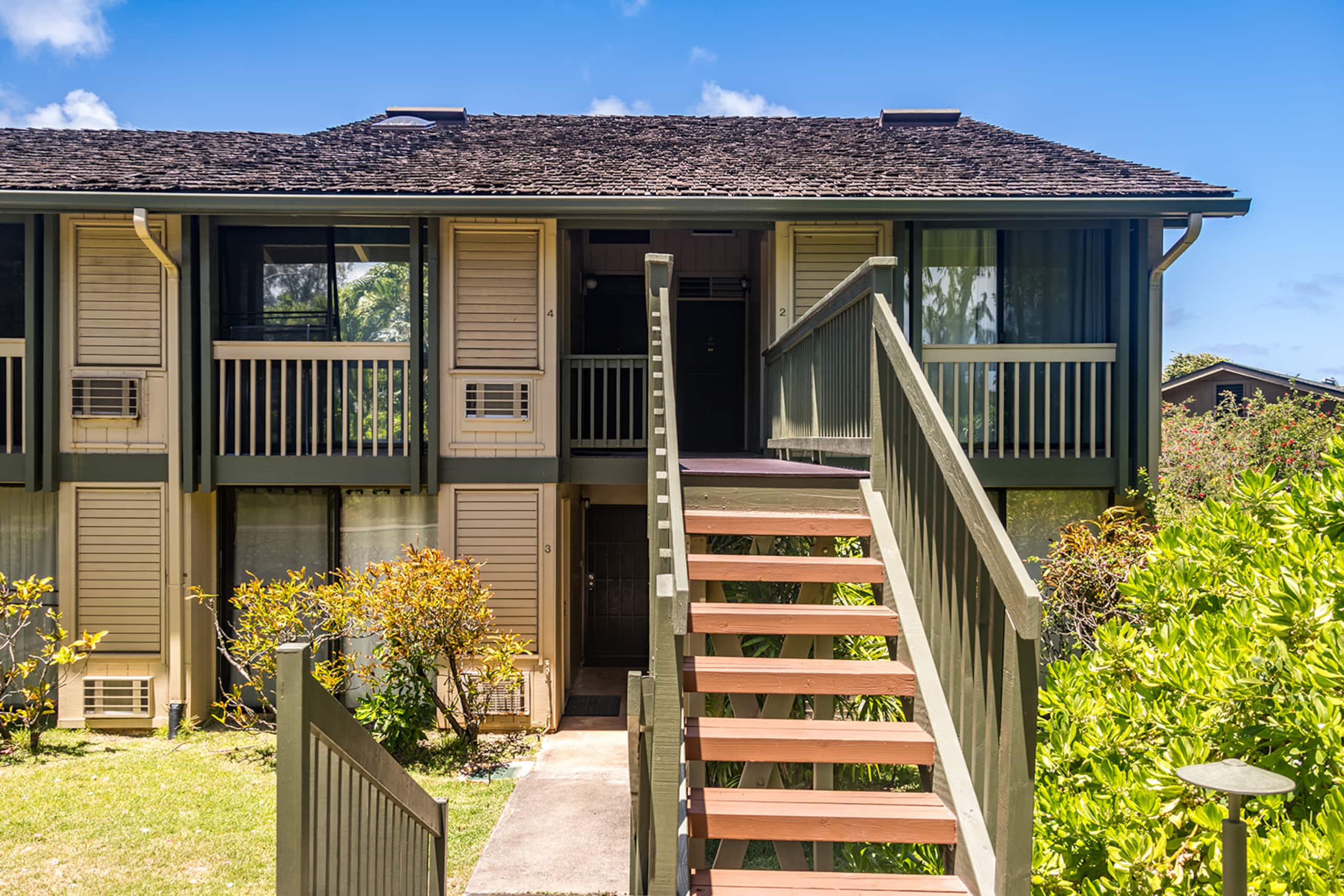 Townhouse in Kahuku · ★5.0 · 1 bedroom · 4 beds · 2.5 private baths - Image 14