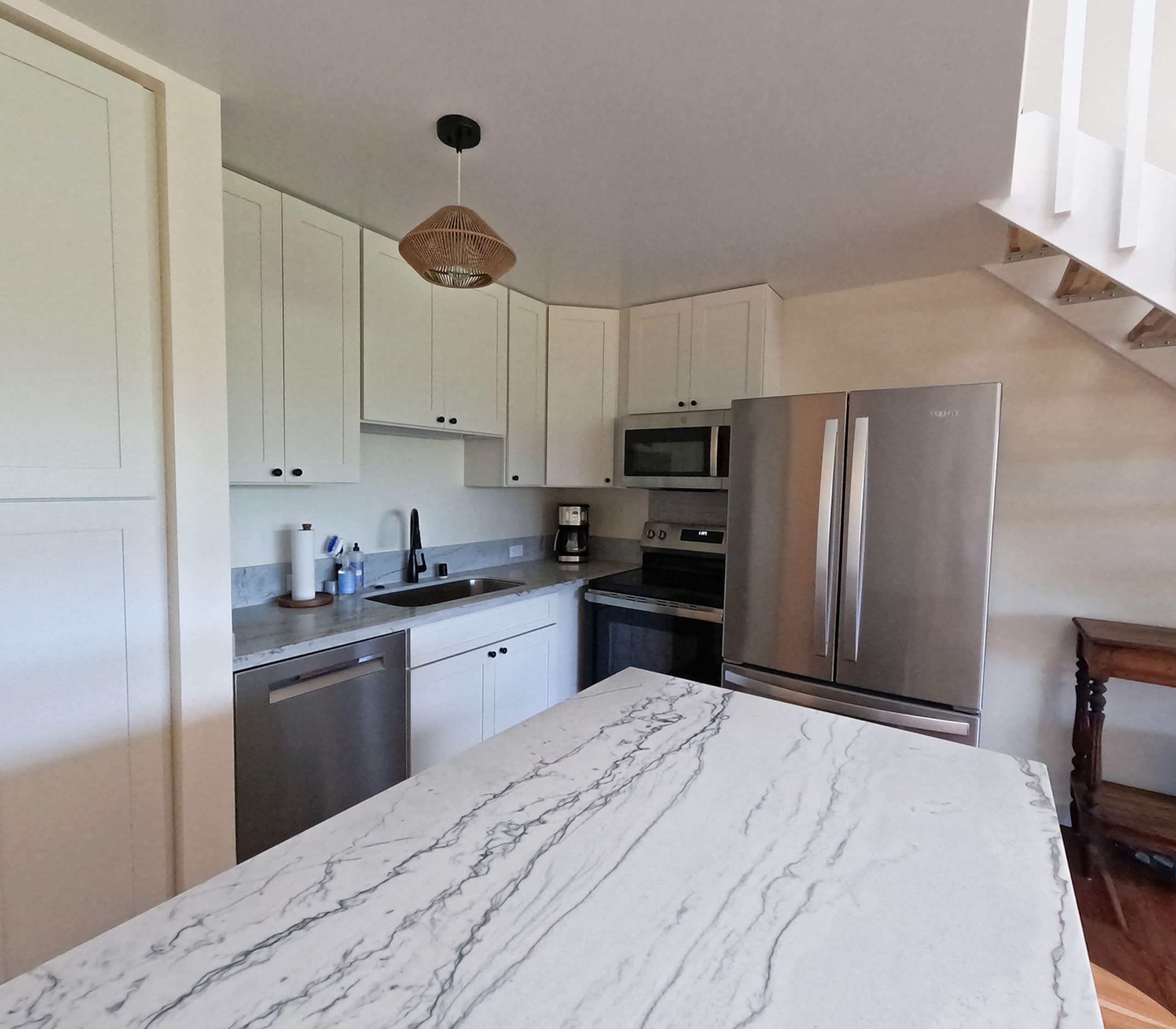 Townhouse in Kahuku · ★5.0 · 1 bedroom · 4 beds · 2.5 private baths - Image 6