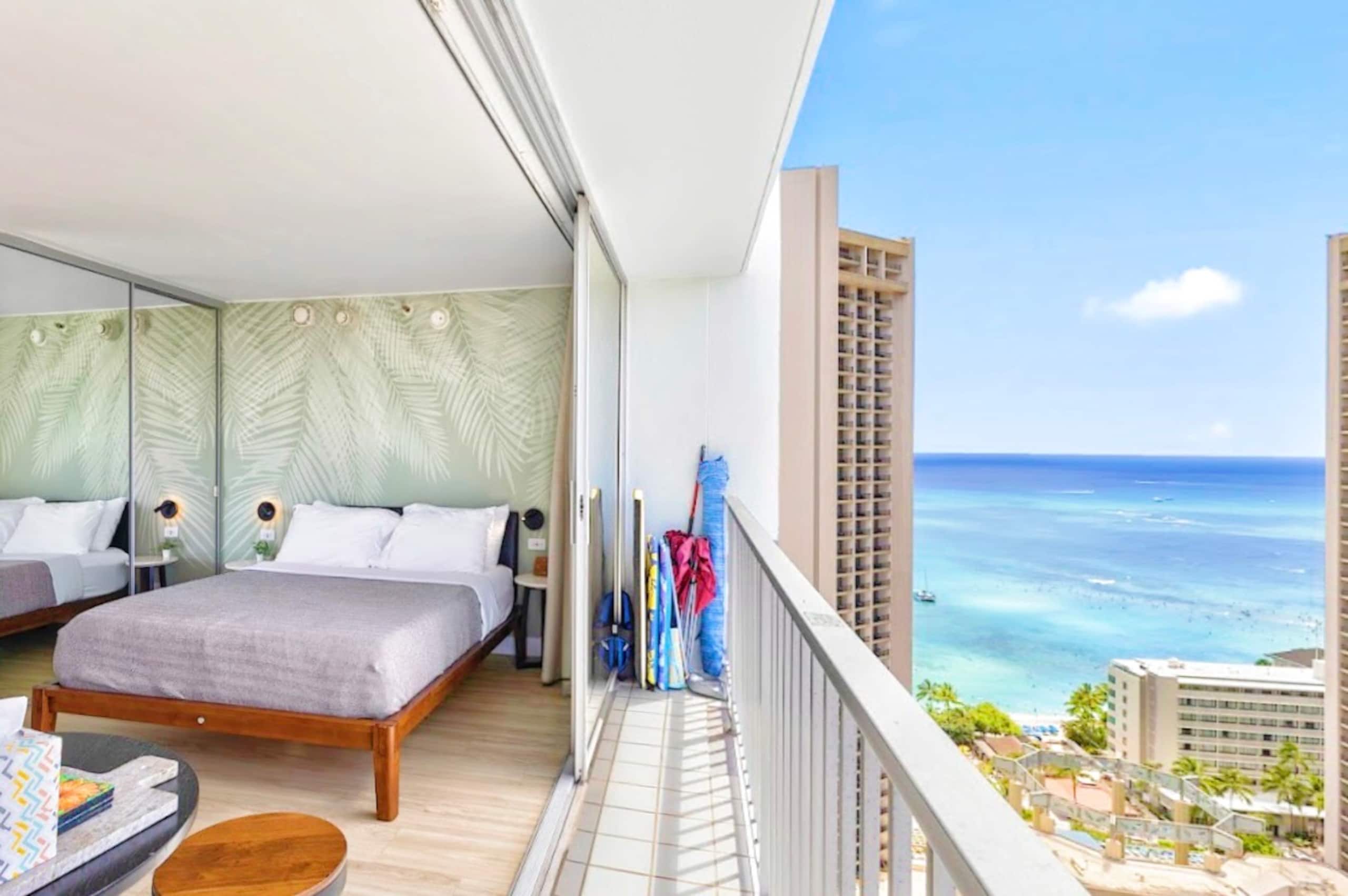 31FL-Upscale Ocean View Studio-2-min Walk to Beach - Image 1