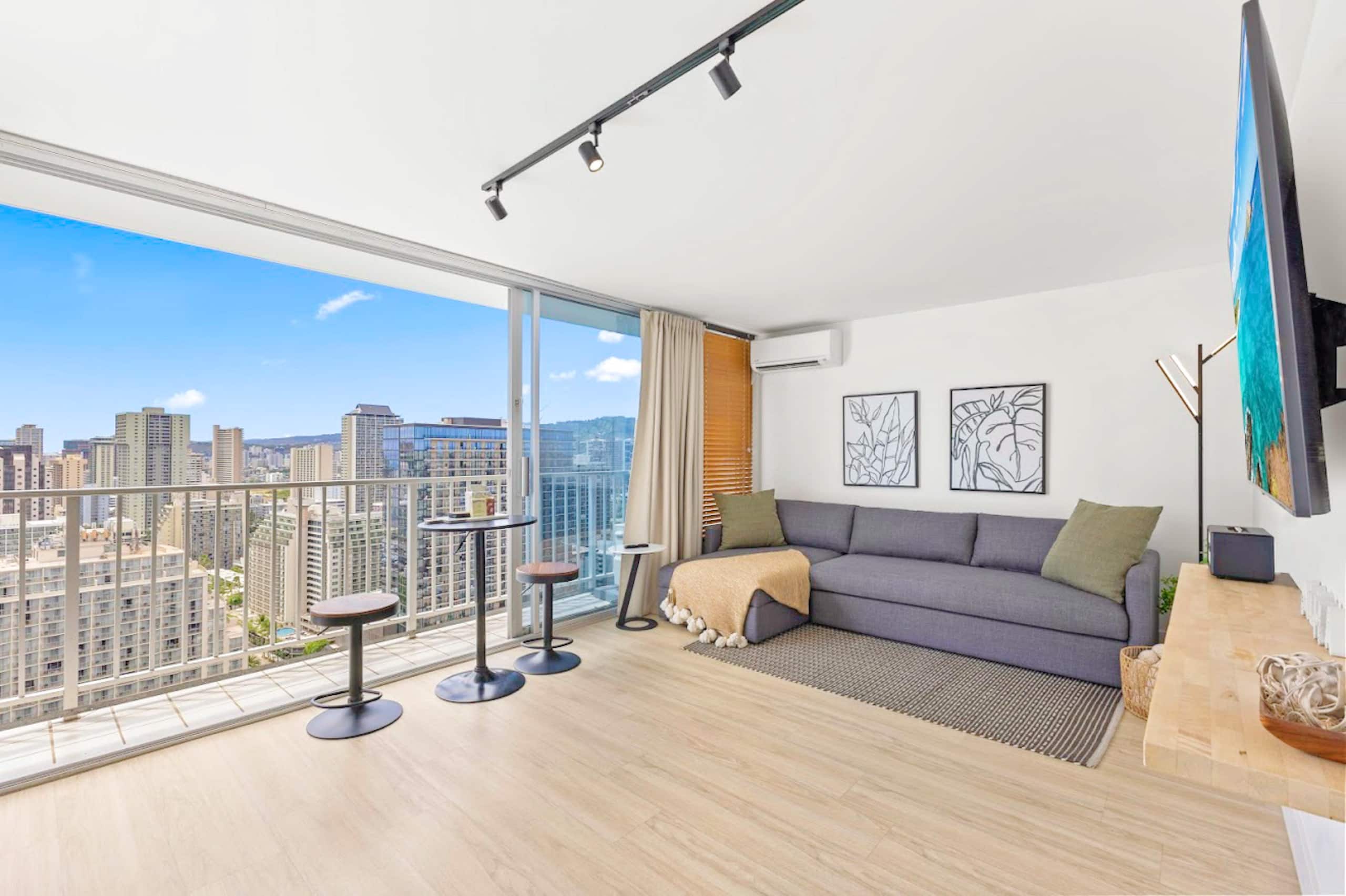 31FL-Upscale Ocean View Studio-2-min Walk to Beach - Image 12