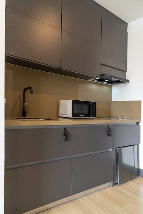 Top performing Airbnb: RG-1002 West of Cali, Rio Maggiore, 10th floor in Arboledas
