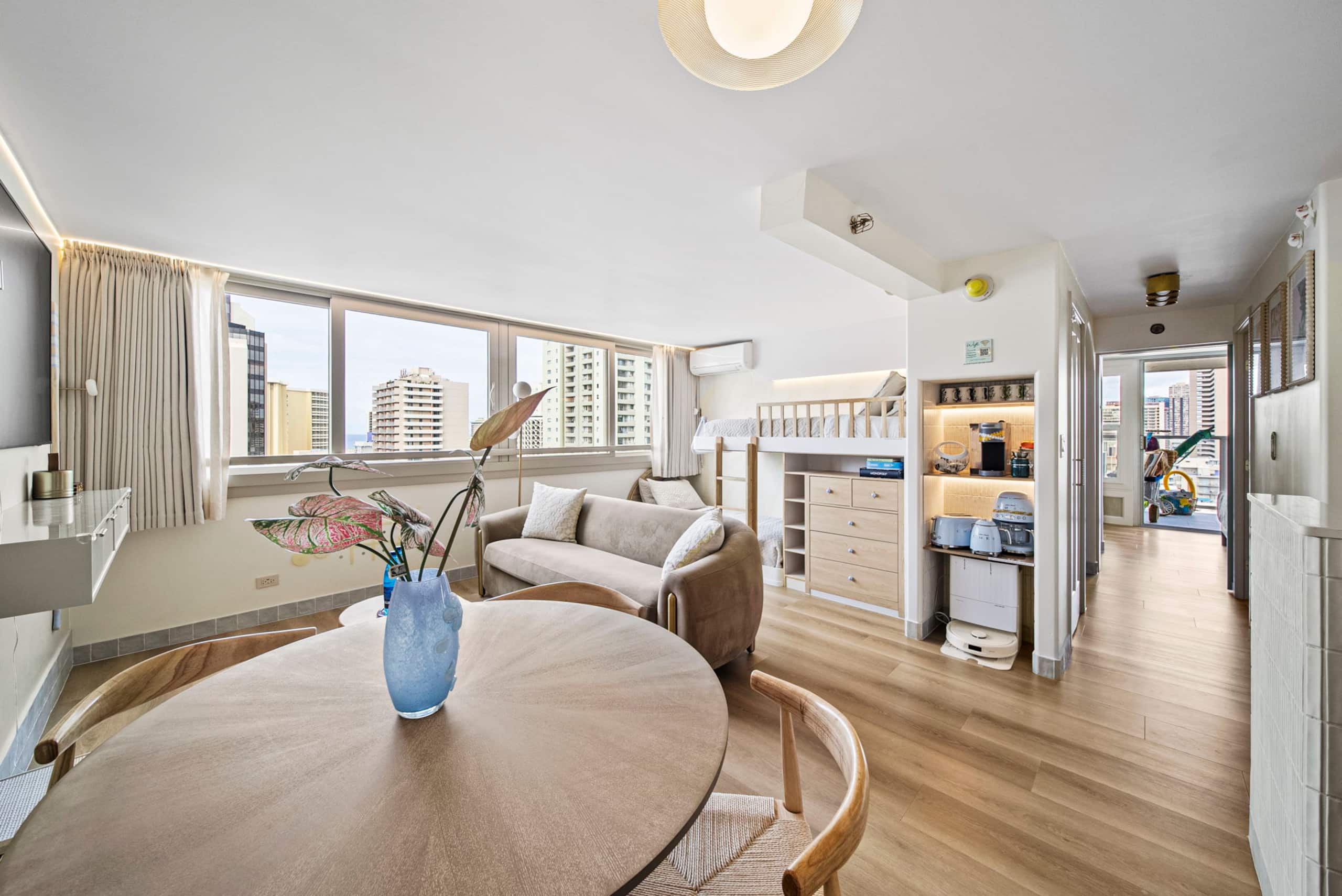 Condo in Honolulu · ★5.0 · 1 bedroom · 4 beds · 1 bath - Image 13